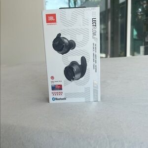 JBL Black True Wireless Earbuds